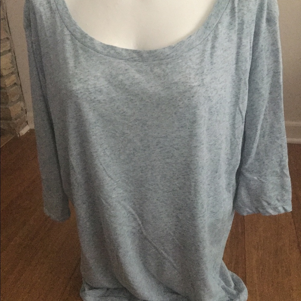 Three quarter length top